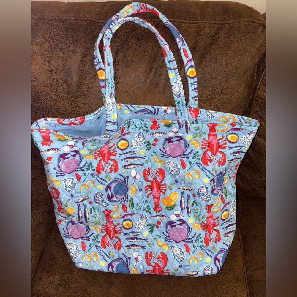 Vera Bradley sea food boil grand tote